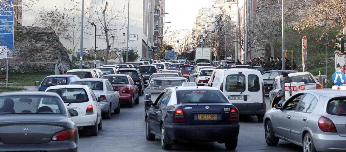 «Κόλαση» με την κίνηση στο κέντρο της Αθήνας! Πορεία της ΠΟΕΔΗΝ προς Μέγαρο Μαξίμου και υπουργείο Υγείας
